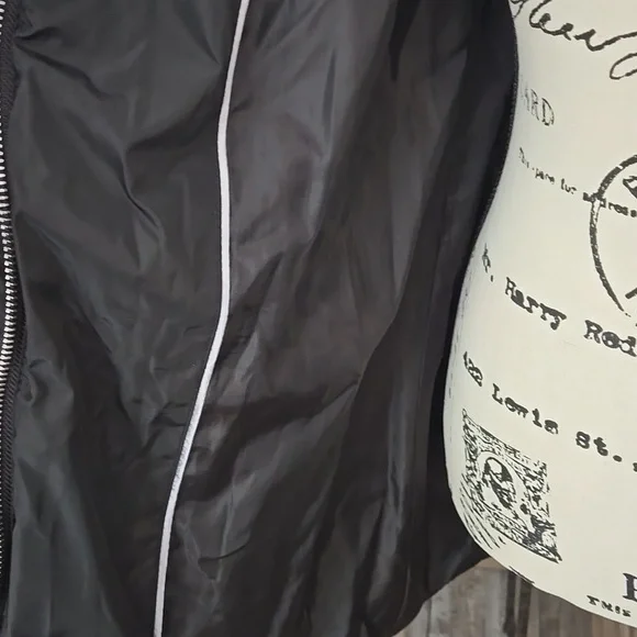 Calvin Klein Women's Quilted Black Hooded Jacket - Picture 14 of 16